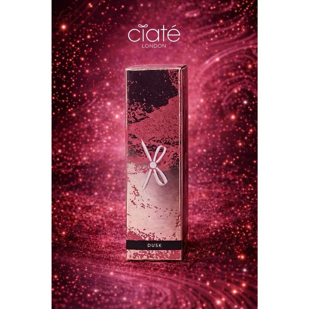 Ciaté London - Marbled Light - Illuminating Blusher - Shade: Dusk- 0.123 oz/3.5g